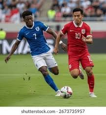 萨拉赫骂街利物浦，曼联传奇鲁尼表示，他和穆帅的处理方式更好