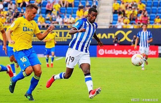 着不俗的身 着不俗的身