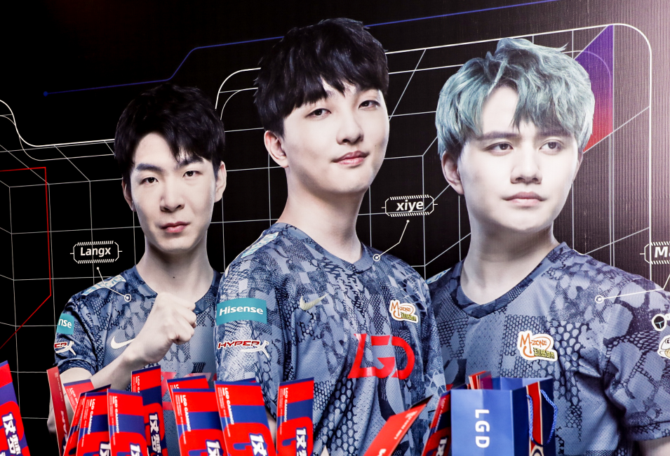 全场瞩目的 全场瞩目的