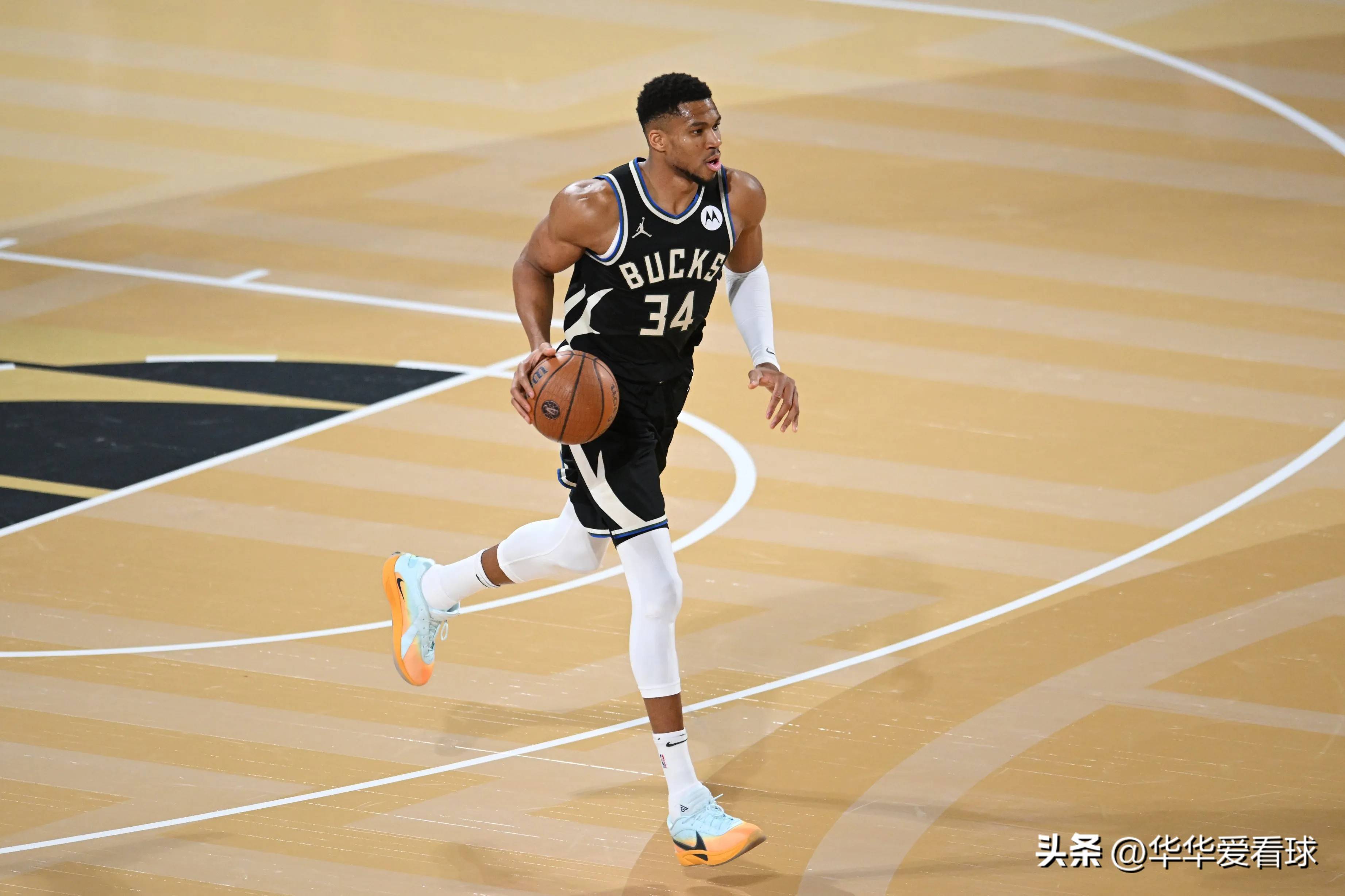 的中场球员 的中场球员